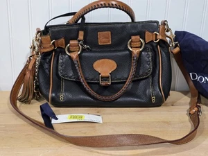 Wunderschöne Dooney & Bourke Tasche Umhängetasche Pebble Leder schwarz mit Staubbeutel - Bild 1 von 7