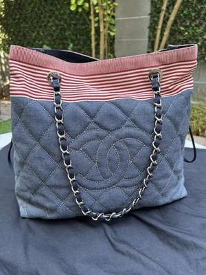 Authentic Chanel Vintage Denim/Canvas Shoulder Bag-Excellent condition - Image 1 of 4