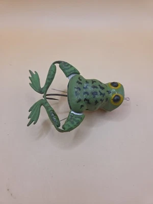 SEÑUELO DE PESCA ANTIGUO VINTAGE JENSEN EE. UU. FROGLEGS PATADAS SIN MALEZAS BAJO EL AGUA USADO Foto 1 de 4