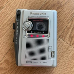 Junk Panasonic Walkman RQ-L26 Portable Cassette Player - Afbeelding 1 van 6