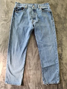 Jeans uomo vintage Y2K Levi's 501 taglia 34X32 blu con bottoni made in Mexico - Foto 1 di 19