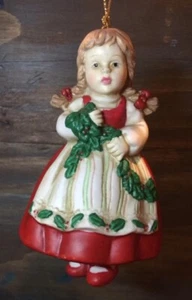 Smithsonian Institution Christmas Garland Girl Bell Vtg Porcelain Bisque Cute - Picture 1 of 11