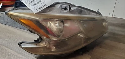Passenger Right Headlight Fits 01-04 EXCURSION 1136557 - Image 1 of 4