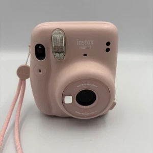 Fujifilm Instax Mini 11 Polaroid Sofortbildkamera Blush Pink getestet und funktionsfähig - Bild 1 von 9