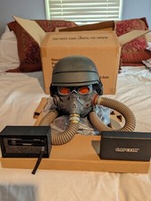 Killzone 3 Helghast Helmet NEW IN BOX! ( NO GAME) INCLUDES CAPCOM FLASHLIGHT
