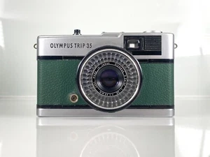 Olympus Trip 35 SLR Film Camera New Seals & Leather Green Fully Working + STRAP - Picture 1 of 7