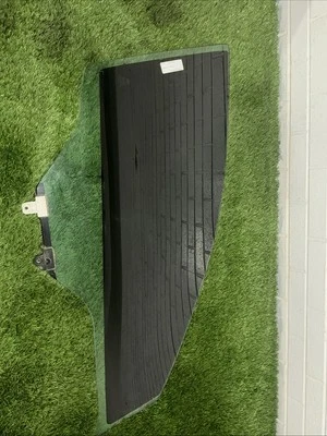 Nissan Altima 2013-2017 pasajero delantero puerta lateral derecha vidrio tintado Foto 1 de 4