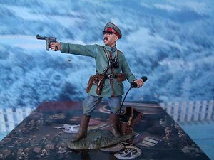 King & Country  WWI German Officer with Field Telephone  FW210 - Picture 1 of 3