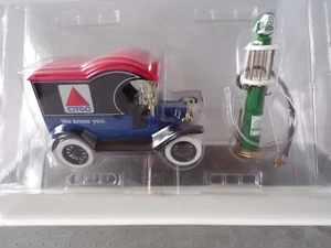 CITGO 1912 FORD MODEL T DELIVERY TRUCK AND 1920's WAYNE GAS PUMP REPLICA BOXED - Picture 1 of 10