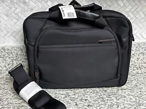 New Samsonite Pro 4 DLX Slim Briefcase for 15.6" Laptop Black 16.25”x12”x2.75” - Picture 1 of 5
