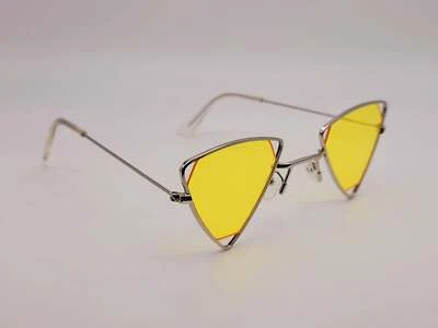 Gafas de sol retro triángulo ojo de gato | Gafas de sol Cateye vintage amarillas Foto 1 de 4