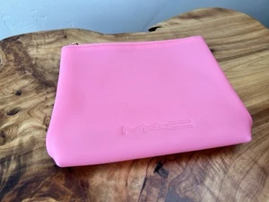Bolsa de Maquillaje Rosa MAC Estuche con Cremallera Perfecto Mean Niñas ROSA - Imagen 1 de 10