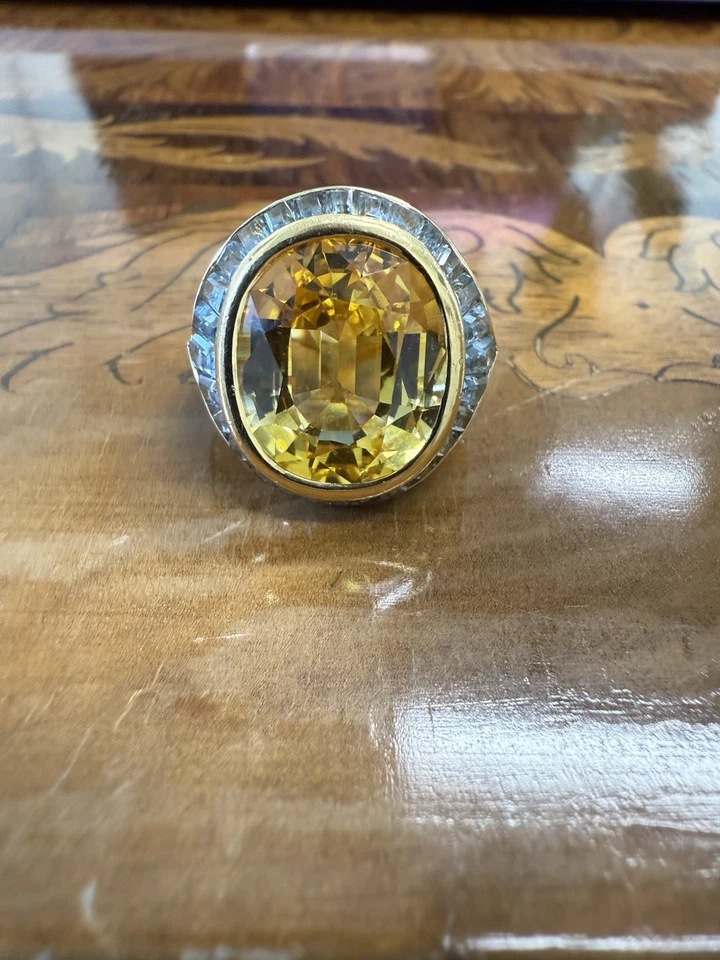 Кольцо BVLGARI Италия желтое золото 18 карат, желтый сапфир, аквамарин и бриллиант 1970-е - Изображение 1 из 4