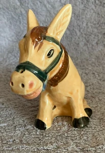 Vintage sitzender sitzender Esel Burro Salz/Pfefferstreuer Made in Japan, nur einer - Bild 1 von 3