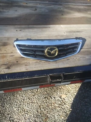 2001 MAZDA 626 FRONT GRILL OEM - Image 1 of 4