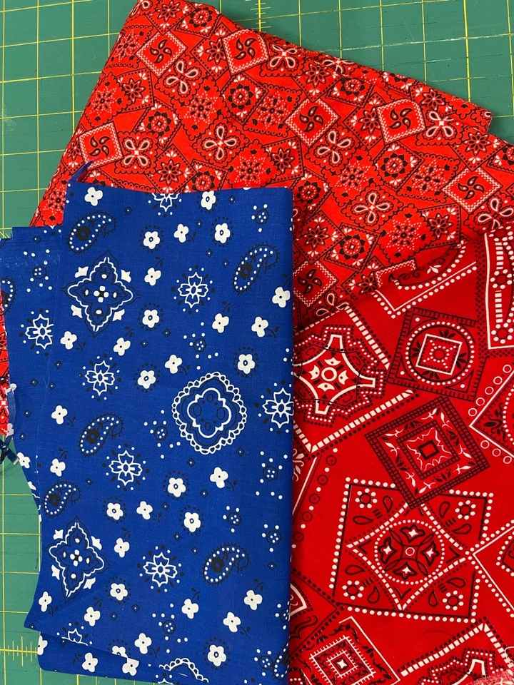 Vtg 60s 70s Bandana Floral Western Print Cotton and Cotton Blend lot 4+ yds - Image 1 of 1