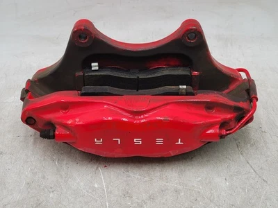 Pinza de freno delantera lateral derecha Tesla S Drivers 2014 OEM Foto 1 de 4