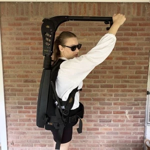 Easyrig Vario 5 with STABIL Gimbal Rig Vest with Quick Release - Picture 1 of 17