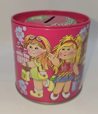 Cabbage Patch Kids Tin Bank Babyland General Exclusive 3.5” Pink - Imagem 1 de 4