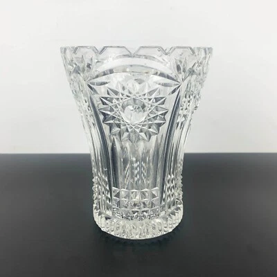 Hobstar and button pattern celery vase Pressed glass posy vase WWII EAPG - Image 1 of 4