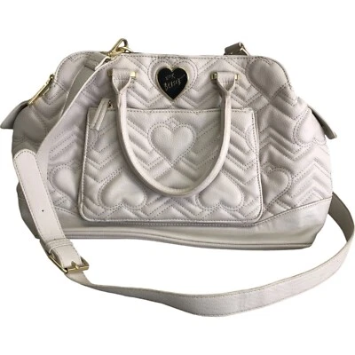 Bolso Cartera Betsey Johnson Lorraine Acolchado Corazón Mujer Cuero Blanco Off Foto 1 de 4