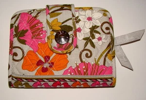 VERA BRADLEY SNAPPY WALLET TEA GARDEN RETIRED NOWT PINK GRAY FLORAL - Picture 1 of 3