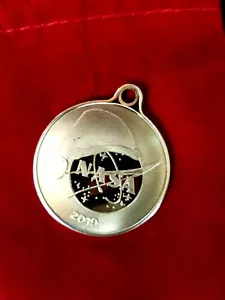 NASA Ornament KENNEDY SPACE CENTER Visitors Complex KSC 2019 PASS HOLDER gift - Picture 1 of 4