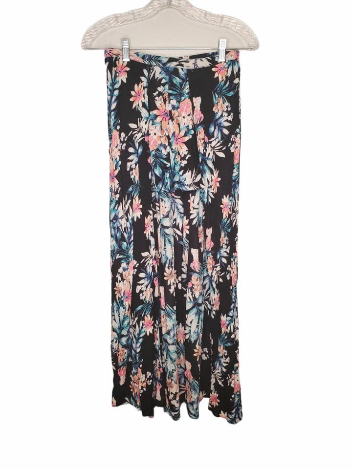 Maxi Pantalones Cortos Falda Skort Banda De Gitanos Pequeños Negros Estampado Floral Foto 1 de 4