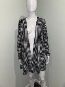 LuLaRoe Black & White Checkered Plaid Long Sleeve Cardigan with Pockets - M - Picture 1 of 7