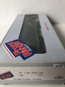 Front Range Chicago & North Western ACF 3 Bay Grain Hopper Kit CNW #172157 NIB - Picture 1 of 7