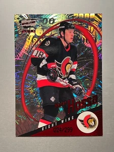 1999-00 PACIFIC REVOLUTION RED /299 MARIAN HOSSA #102 OTTAWA SENATORS HOF - Picture 1 of 2