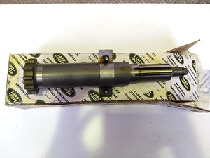 LAND ROVER SERIES GENUINE LAND ROVER GEAR BOX OUTPUT / INPUT SHAFT 243611 - Bild 1 von 1
