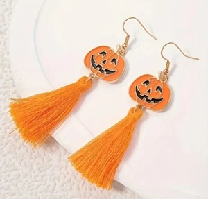 Lightweight Women’s Pumpkin Tassel Earrings New Halloween 🎃 - Picture 1 of 5