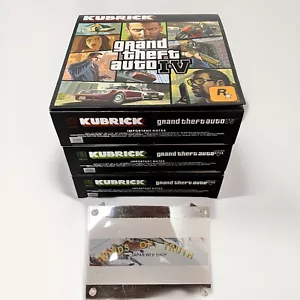 KUBRICK Grand theft auto IV-V medicom giocattolo mini figure 5 bambola nuova con scatola set di 3 - Foto 1 di 17