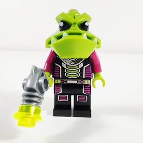Lego Alien Trooper Minifigure Space Alien Conquest 7049 7066 7051 ac003
