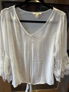 White Bell Sleeve Top Lace Bell Sleeve PARALLEL SKIES New S - Picture 1 of 7