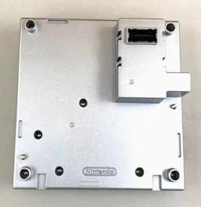 Adaptador Jugador Nintendo GameCube Game Boy Plateado Sin Disco USADO - Imagen 1 de 4