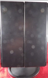 Lighted Trifold Vanity Tabletop Magnifying Mirror USB/ Battery Powered - Picture 1 of 11