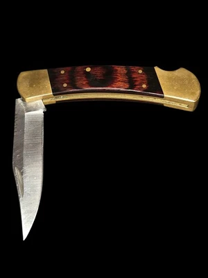 Cuchillo de bolsillo plegable Sheffield con refuerzos de latón y mango de madera Foto 1 de 4