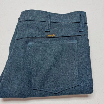 Calça Wrangler Masculina 35x32 Azul 82HU Vestido Frente Plana Poliéster Roupa de Trabalho Clássica - Imagem 1 de 4
