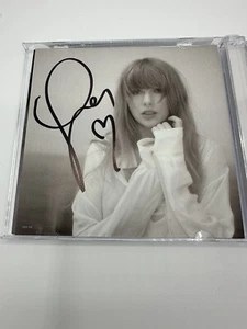 CD Taylor Swift The Tortured Poets Department + Manuscrito firmado CON CORAZÓN ❤️ - Imagen 1 de 4