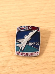 Vintage 1990 Enamel Pin Badge MIG-29 UK USSR Farnborough Air Show '90 - Picture 1 of 4