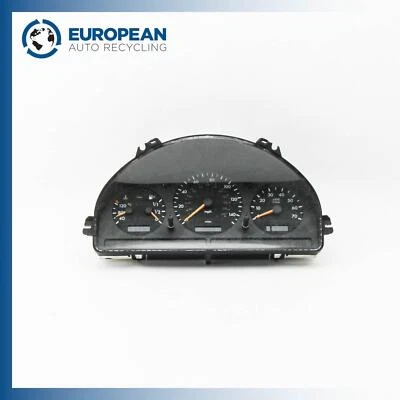 2002-2005 MERCEDES ML SERIES Instrument Cluster Speedometer - MPH 1635403811 OEM - Image 1 of 4