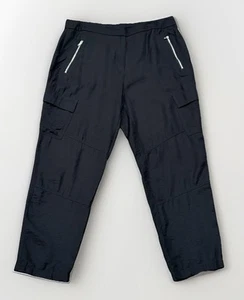 Women’s Size 14 DKNY Black Cargo Pocket Pants  - Picture 1 of 7