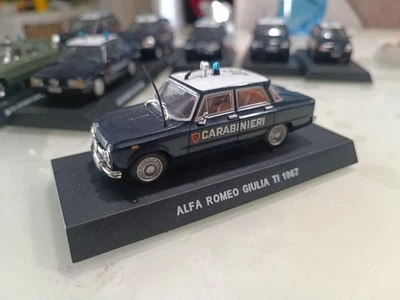 ALFA ROMEO GIULIA TI 1967 CARABINIERI 1:43 - Immagine 1 di 4
