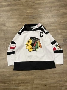 Vintage Chicago Blackhawks Hockey NHL #19 Johnathan Toews White Jersey Men’s 50 - Picture 1 of 6