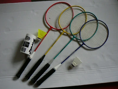4 Stück Federballschläger 4 Nylonbälle Federballset Badmintonset - Bild 1 von 4