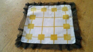 UNBENUTZTER VINTAGE BAUMWOLLTASCHENTUCH - SCHWARZE NETZVERKLEIDUNG - Bild 1 von 4