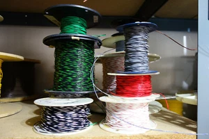 100 Feet 20 Awg Stranded striped 600V Silver Plate Mil Spec M16878/4 Teflon Wire - Picture 1 of 3