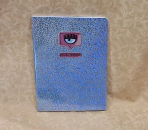 CHIARA FERRAGNI QUADERNO A4 QUADRETTI CON BANDE COPERTINA OLOGRAFICA cod.26250 - Picture 1 of 1